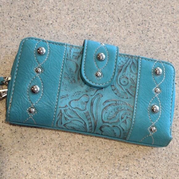 Western Turquoise Embossed Zippered Wallet Vegan - Picture 1 of 5
